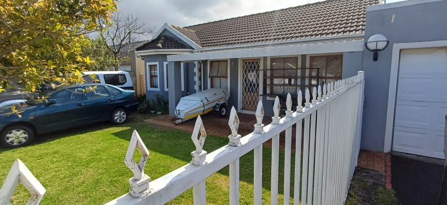 3 Bedroom Property for Sale in Onverwacht Western Cape